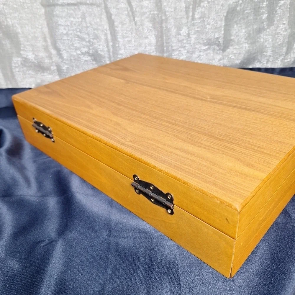 Holmes & Danish Princess Silverplate Flatware in Case 50‎ Pieces Wood Box